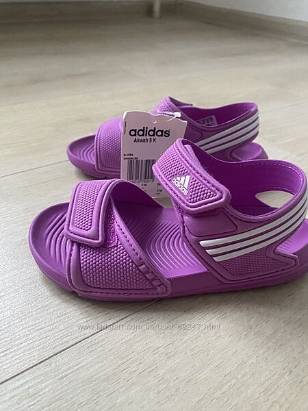Сандалі Adidas. Оригінал 29,35