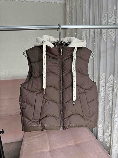 Демисезонная жилетка с съемным капюшоном, фабричный Китай, р.116-152