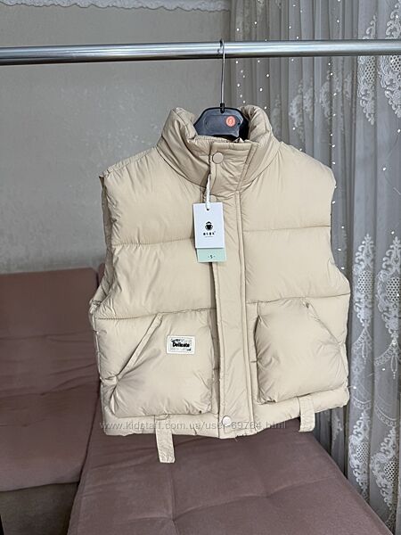 Стильная демисезонная жилетка, фабричный Китай, р.110-152