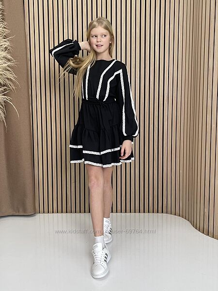 Стильное платье для девочки с кружевом, р.128-152