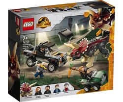LEGO Jurassic World Нападение трицератопса на пикап 210 деталей 76950