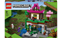 LEGO Minecraft Тренувальна база 534 деталі 21183