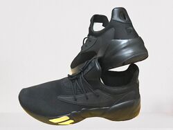 Фирменные кроссовки Adidas, Fila