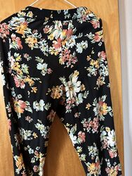 Брюки с принтом им Zara