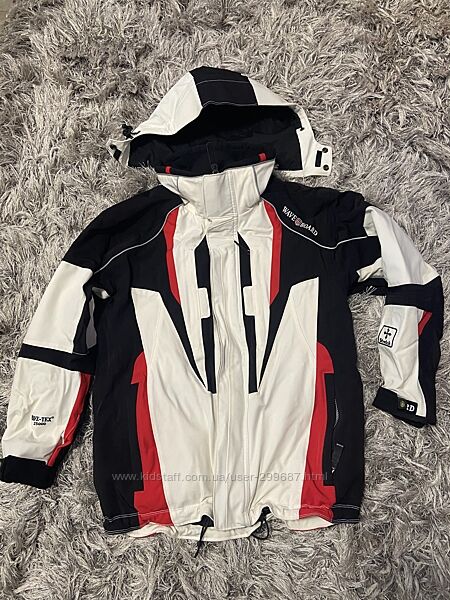 Гірськолижна куртка wave board швейцарія.
