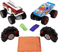 Hot Wheels Monster Trucks Race Ace и 5-Alarm на радиоуправлении набор внедо