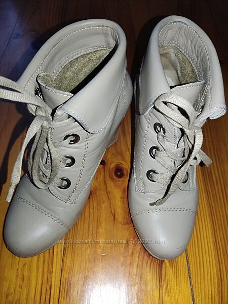 Чобітки, ботильйони шкіра