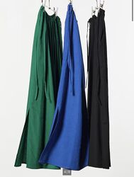 Шикарна спідниця Uniqlo на L або XL зелена