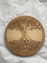 Дошка з символом Дерево Життя