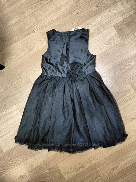  Нарядное платье H&M 7-8 лет