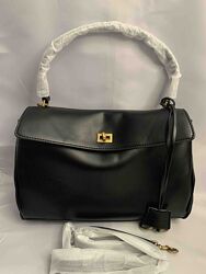 Сумка Balenciaga Rodeo кожаная, фурнитура цвета состаренного золота 