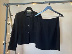 Костюм чорний нарядний піджак спідниця 44