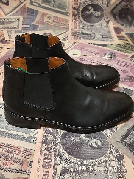 Стильные демисезонные черные ботинки челси Clarks. Размер 41,5, 27см