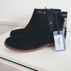 Новые фирменные деми ботинки Pepe Jean&acutes 40р, натуральная замша 
