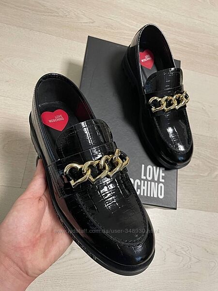 Love Moschino, лофери