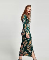 Длинное велюровое платье на запах в цветы от zara