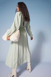 Длинное вискозное платье с красивой спинкой H&M