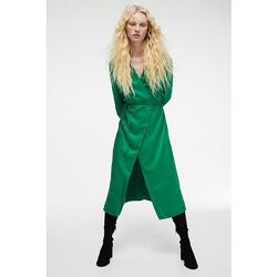 Новое зеленое атласное платье на запах H&M