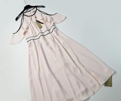 Брендовое коктейльное платье с открытыми плечами и воланами Coast