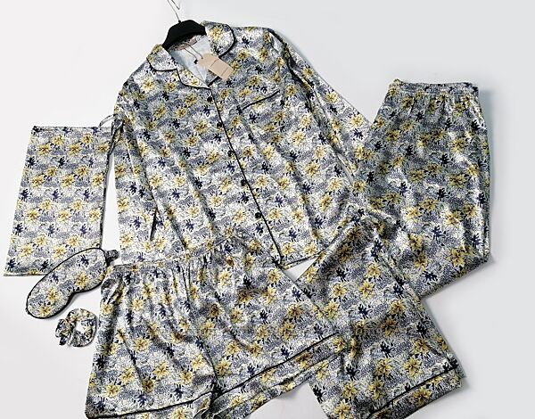 Подарочный набор пижамы Night из 5 предметов с тропическим леопардовым прин