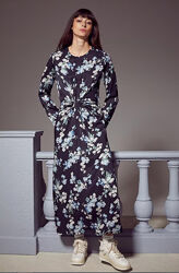 Длинное вискозное платье в цветочный принт H&M