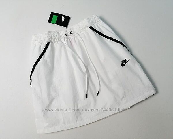 Белая спортивная юбка Nike