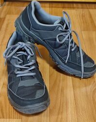 Кроссовки Decathlon Quechua р 42 см, на подростка.
