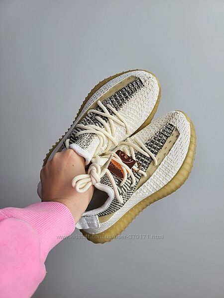 Текстильні Кросівки Adidas Yeezy 350 Beige 