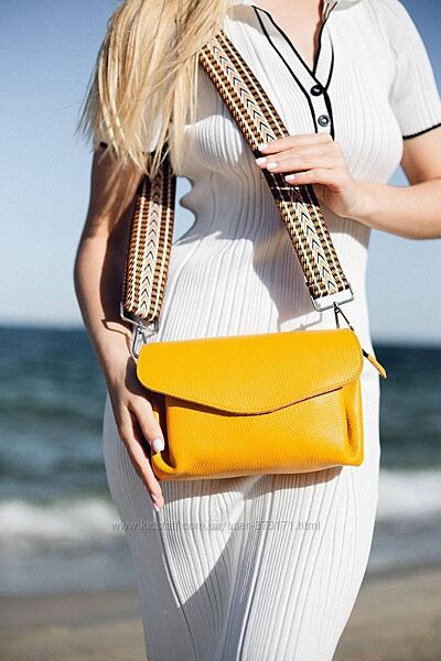 Соковита шкіряна сумочка Женева колір манго