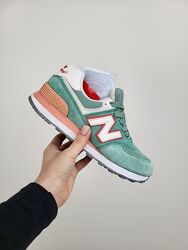 New balance в трендовому кольорі 