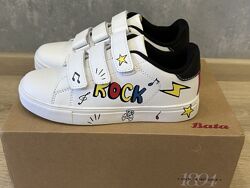 Кросівки Bata