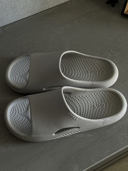 Crocs w10
