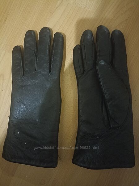 Перчатки на меху на утонченную ручку, р. L, в идеальном состоянии