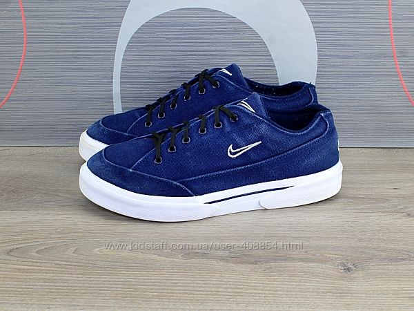 Кроссовки Nike