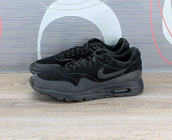 Кроссовки Nike