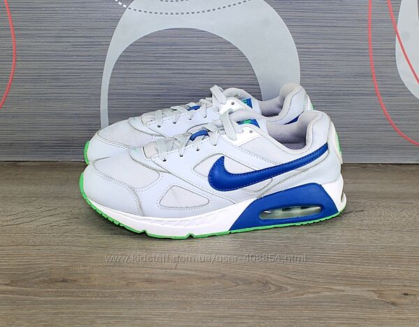 Кроссовки Nike