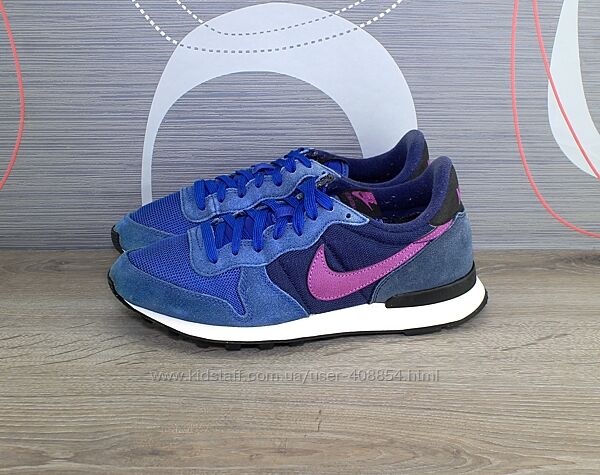 Кроссовки Nike