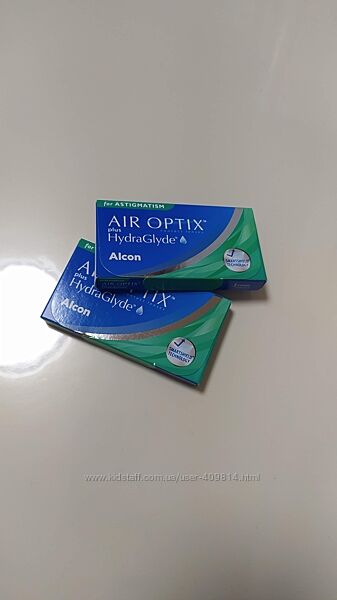 Контактні лінзи Alcon Air Optix Plus Hydra Glyde for astigmatism