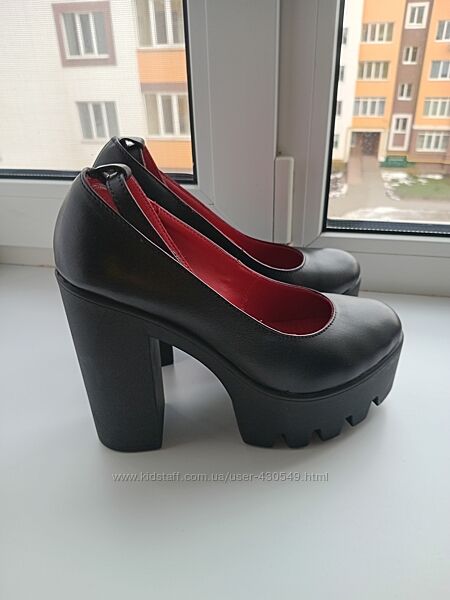 Туфлі шкіряні 37р