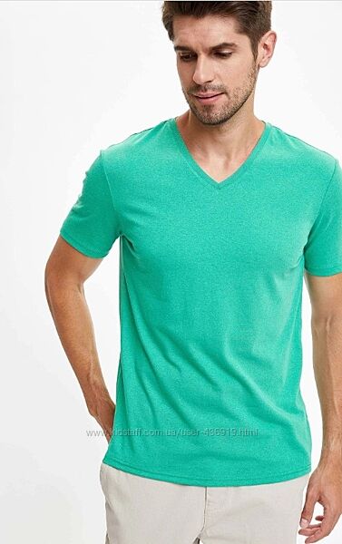 бирюзовая мужская футболка Defacto/Дефакто с V-образным в. фирменная Турция