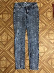 Джинсы женские Mango