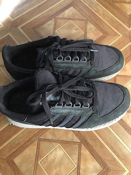 Кроссовки мужские Adidas 