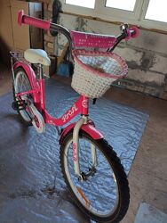 Двоколісний дитячий велосипед 18 дюймів  та багажником Profi Princess