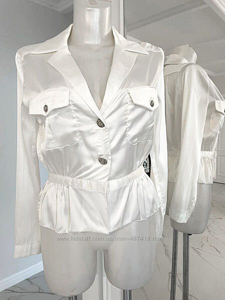 Біла блуза Chanel