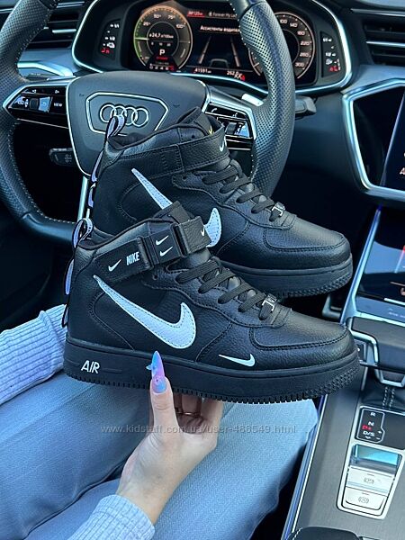 Зимові черевики кросівки з хутром  Nike Air Force 1 High black white