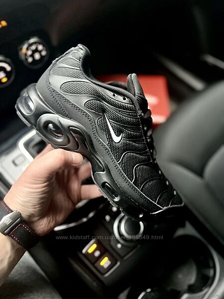 Кросівки Nike Air Max TN Plus чорні, 37-41р