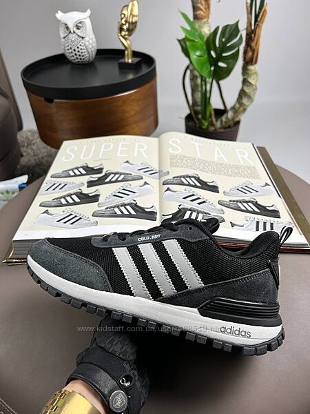 Кросівки чоловічі Adidas ZX Street сірі з білим