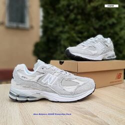 Кросівки чоловічі New Balance 2002R Protection Pack світло сірі