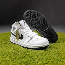 Кроссовки подростковые Nike Air Jordan, кожа, белые  36-41р