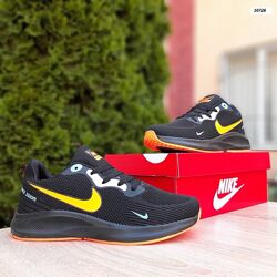Кросівки чоловічі Nike Zoom, чорні з оранжевим